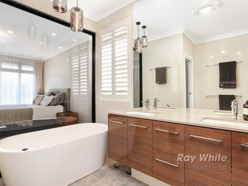 1 Warren Avenue, Paradise SA 5075