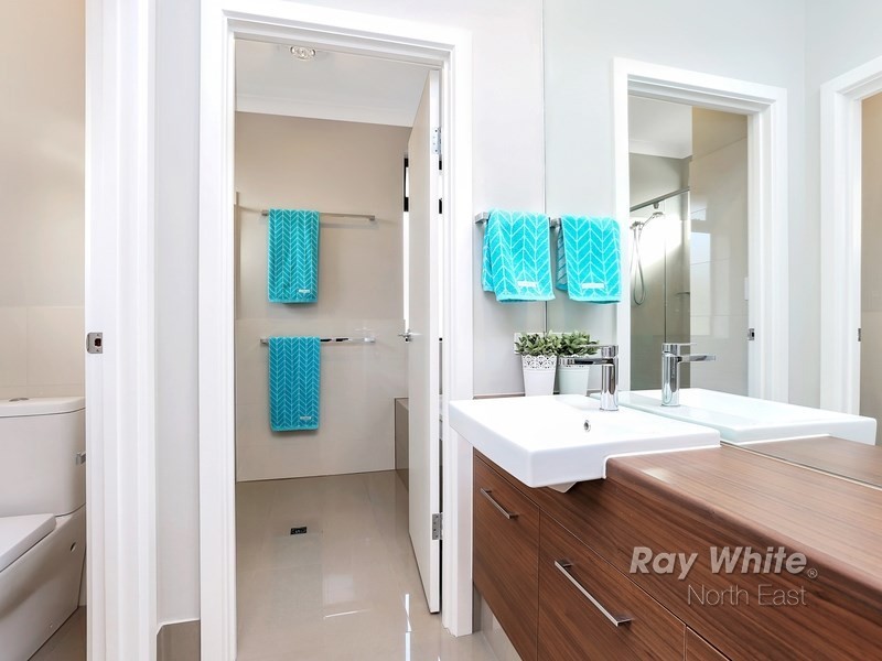 1 Warren Avenue, Paradise SA 5075