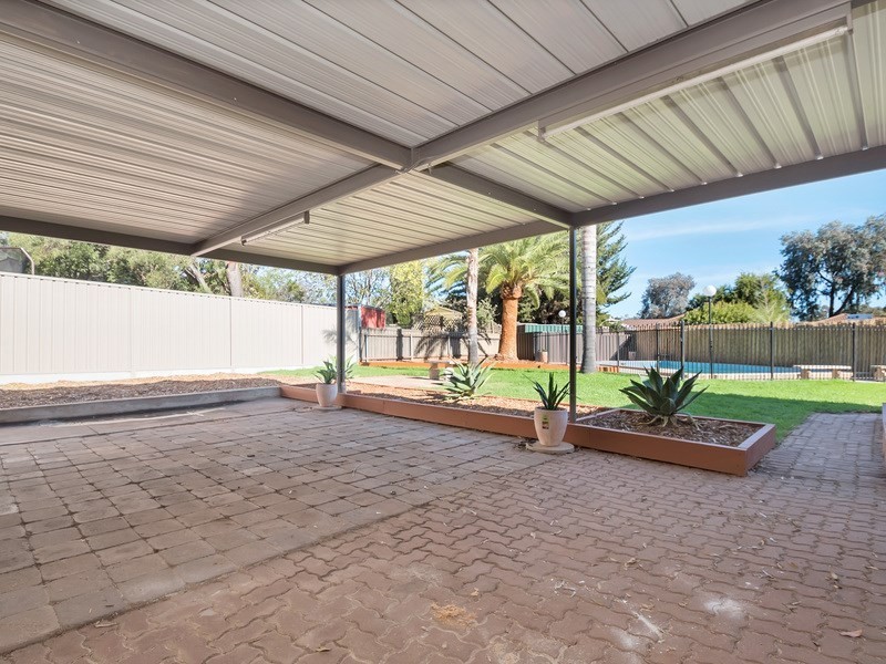 2 Geoff Court, Salisbury Heights SA 5109