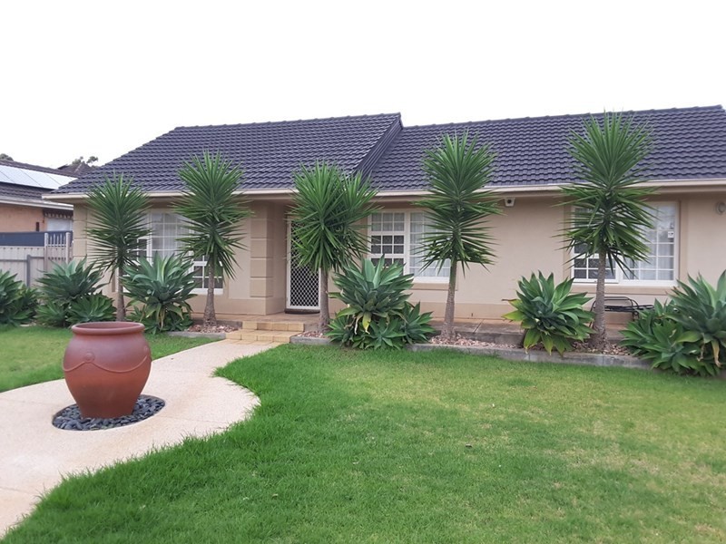 9 Helen Terrace, Valley View SA 5093