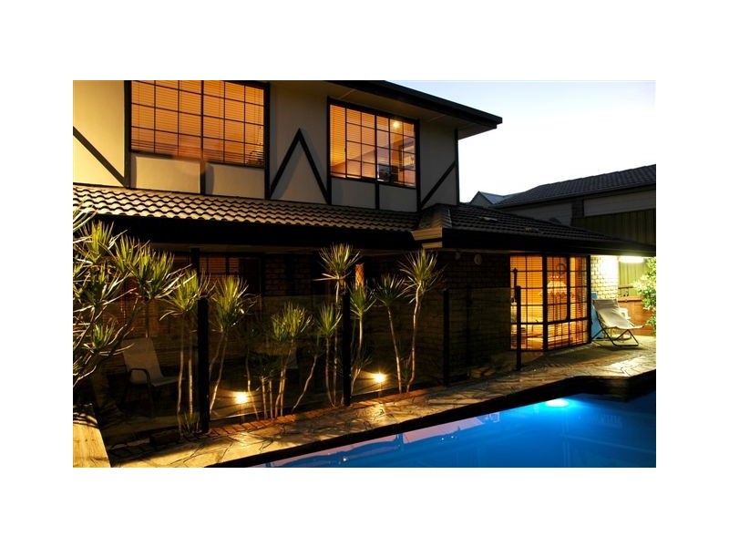 8 Dallas Court, Wynn Vale SA 5127