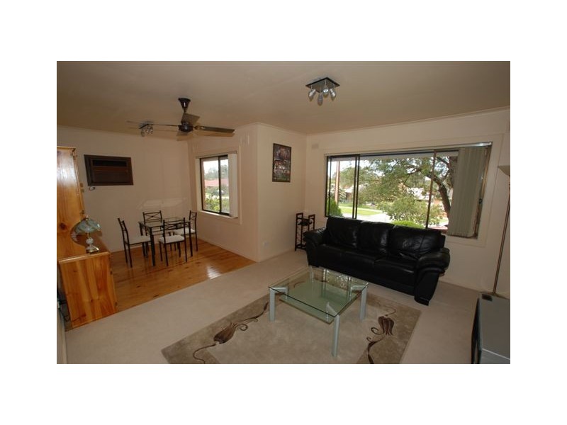 11 Harris Road, Redwood Park SA 5097