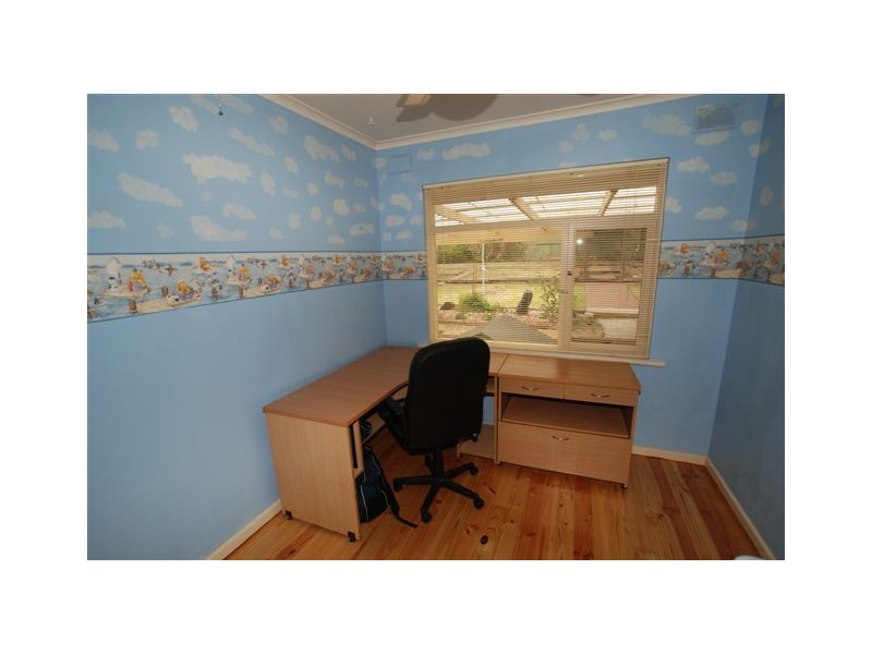 11 Harris Road, Redwood Park SA 5097