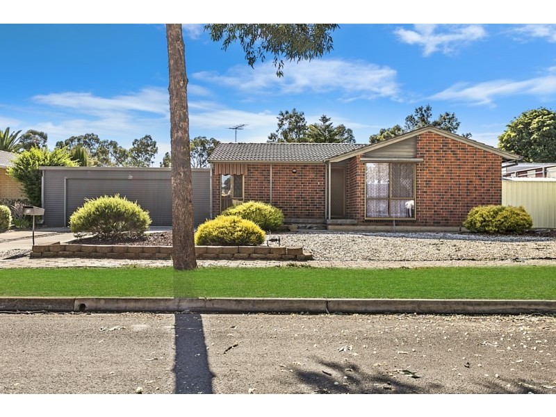 16 Closeburn Crescent, Salisbury Park SA 5109