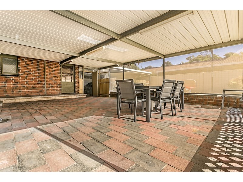 16 Closeburn Crescent, Salisbury Park SA 5109