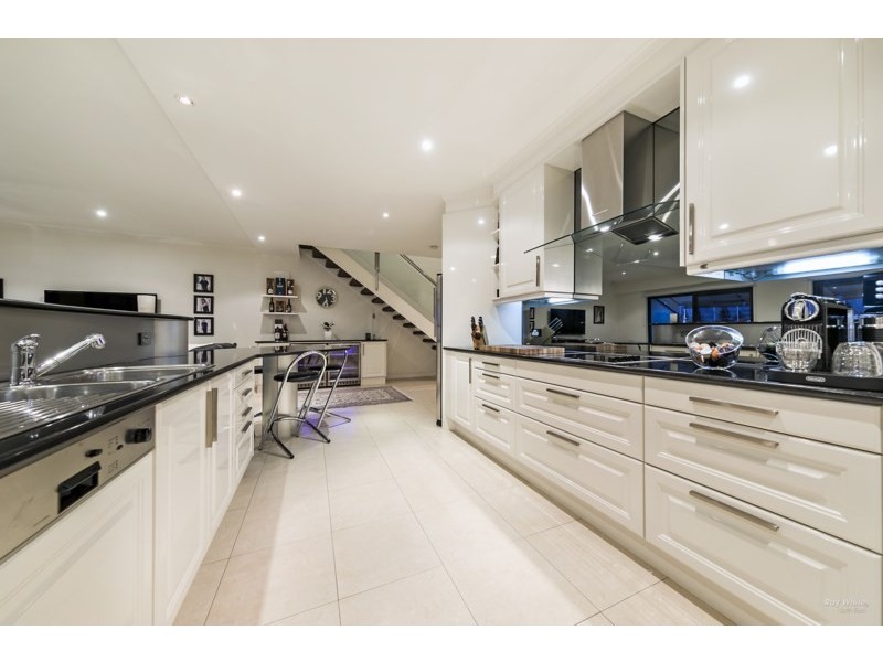 97 Gulf Point Drive, North Haven SA 5018