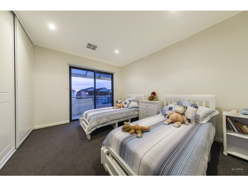 97 Gulf Point Drive, North Haven SA 5018