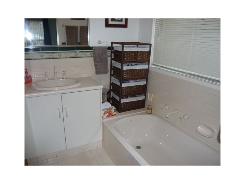 19 Stillwell Court, Greenwith SA 5125