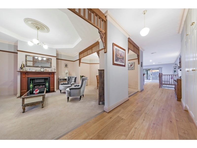 8 Montrose Place, Golden Grove SA 5125