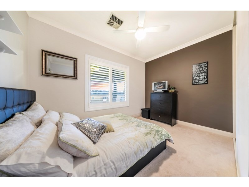 8 Montrose Place, Golden Grove SA 5125