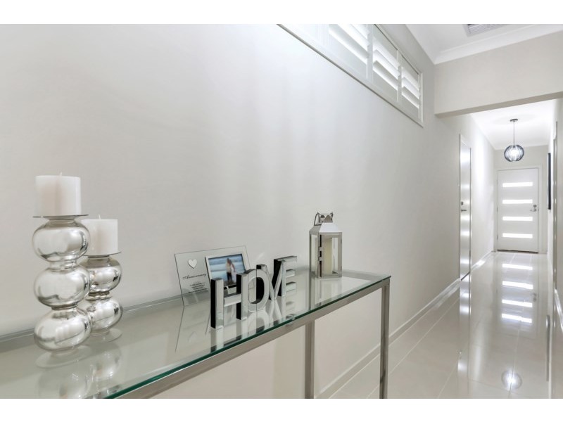 42 Charles Street, Valley View SA 5093