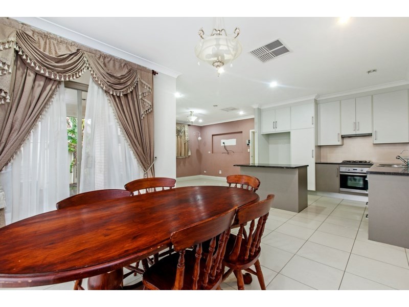 38 Claxton Way, Burton SA 5110