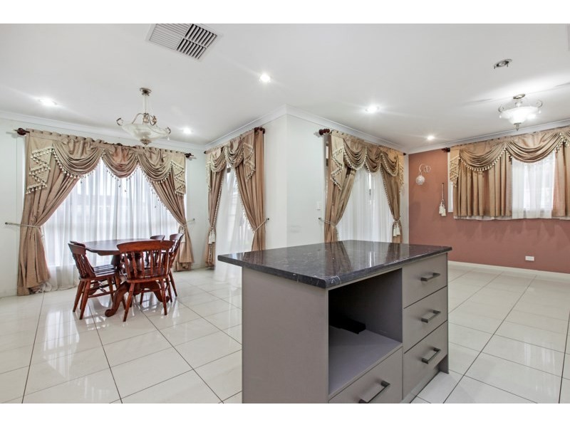 38 Claxton Way, Burton SA 5110