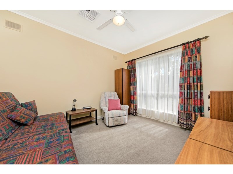 8 Greenwood Drive, St Agnes SA 5097