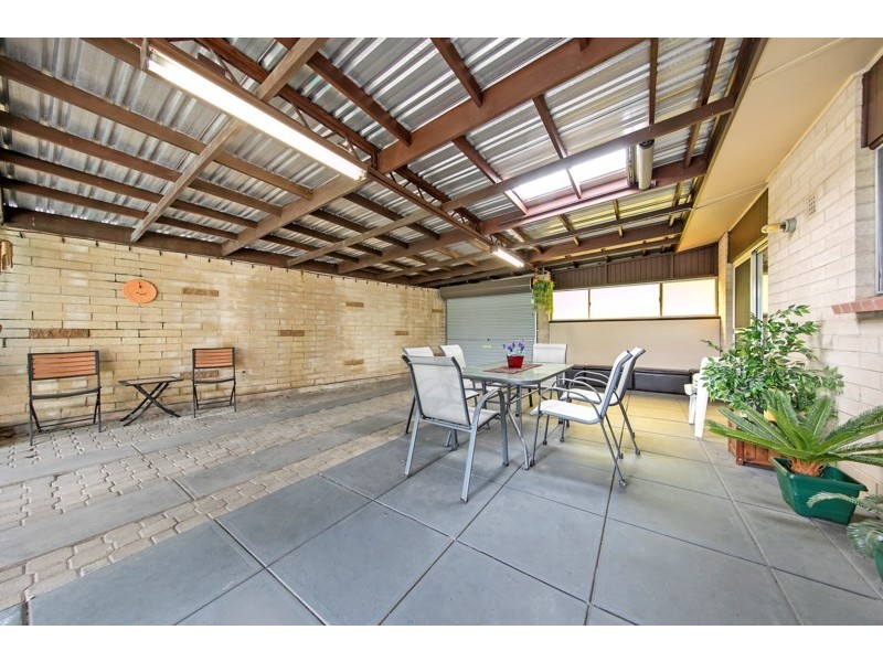 8 Greenwood Drive, St Agnes SA 5097