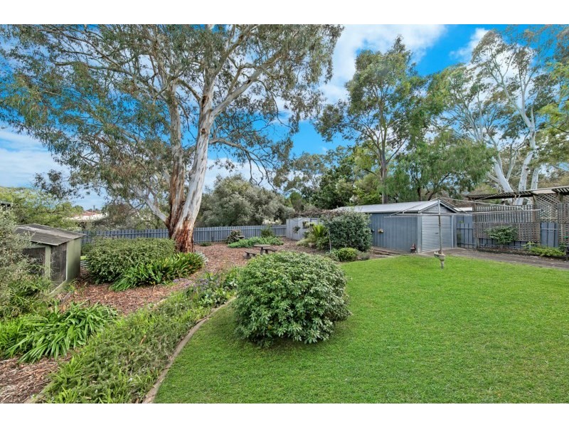 8 Greenwood Drive, St Agnes SA 5097