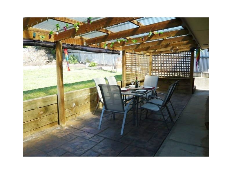 8 Kestral Way, Modbury Heights SA 5092