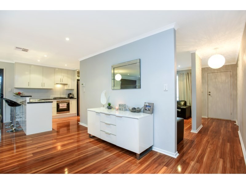 1 Spenfeld Court, Valley View SA 5093