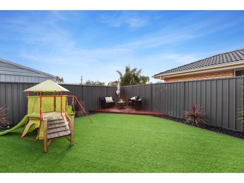 1 Spenfeld Court, Valley View SA 5093