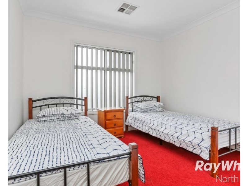 15 Naretha Street, Holden Hill SA 5088