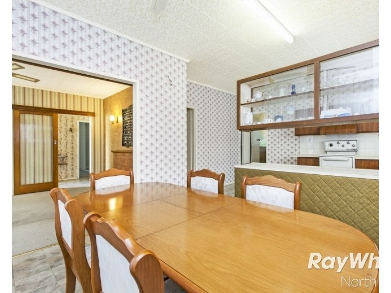 2 Forrest Avenue, Valley View SA 5093