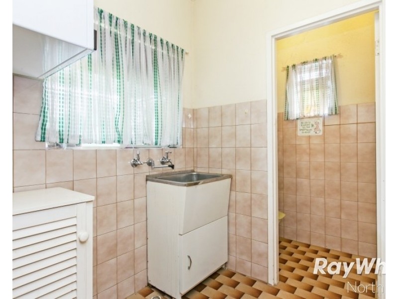 2 Forrest Avenue, Valley View SA 5093