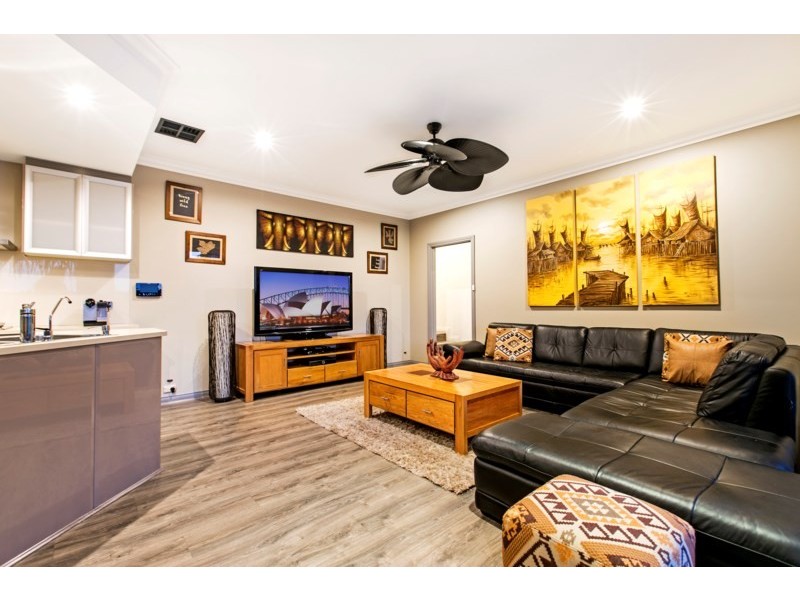 29 Rochester Crescent, Golden Grove SA 5125