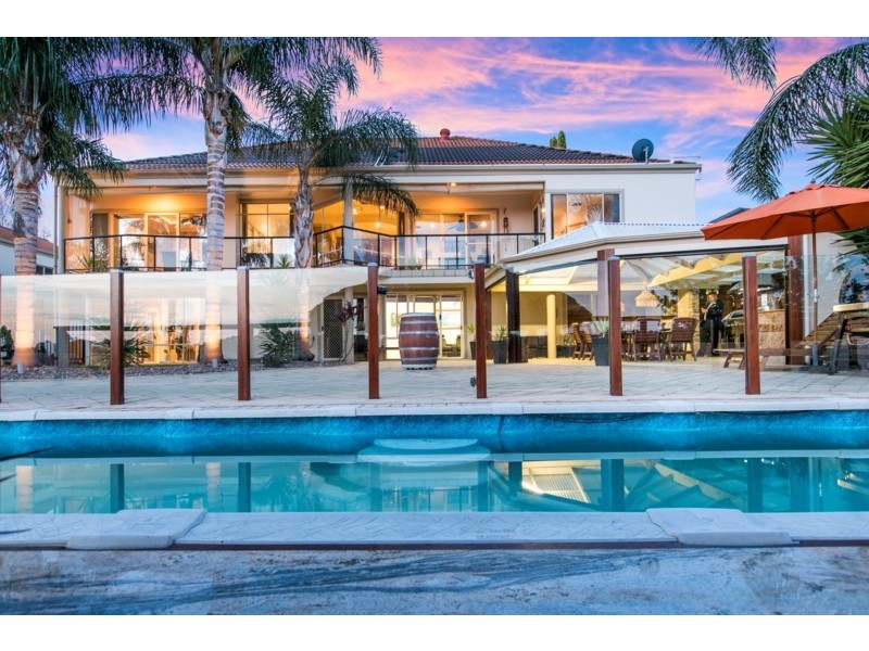 29 Rochester Crescent, Golden Grove SA 5125