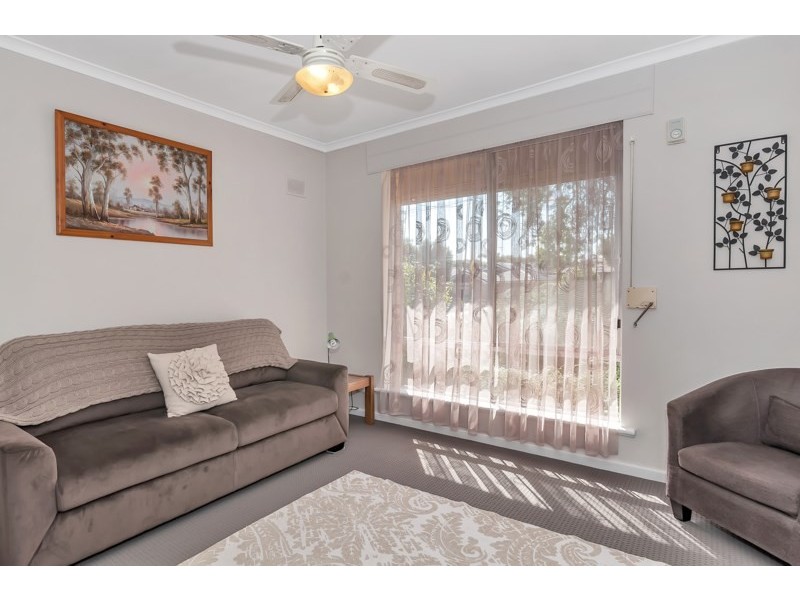 11 College Avenue, Valley View SA 5093