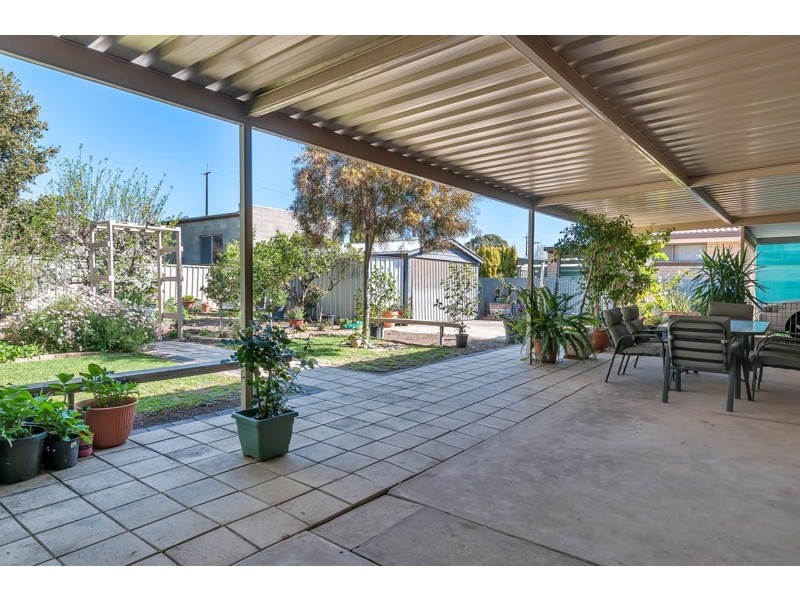11 College Avenue, Valley View SA 5093