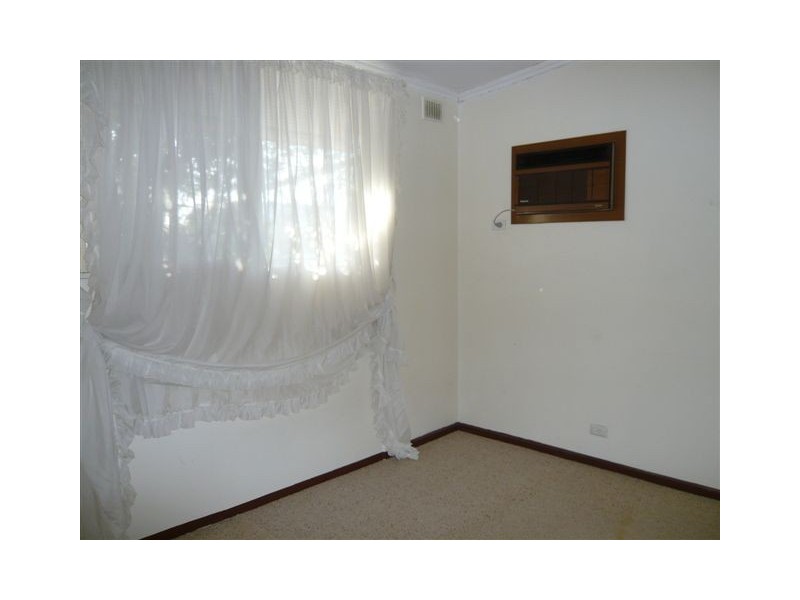 13 Facit Avenue, Newton SA 5074