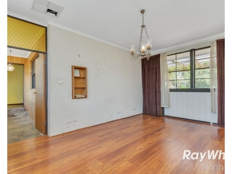 21 Finsterwald Way, Fairview Park SA 5126