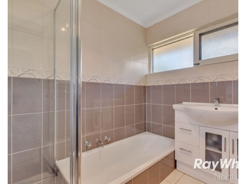 21 Finsterwald Way, Fairview Park SA 5126