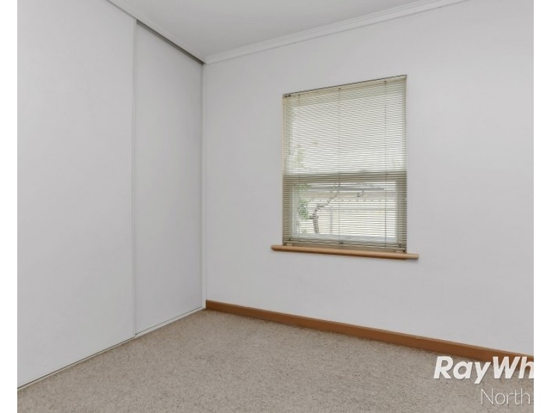 8 O’Loughlin Road, Valley View SA 5093