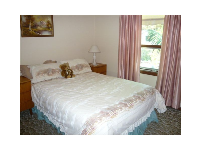 21 Chifley Avenue, Hope Valley SA 5090