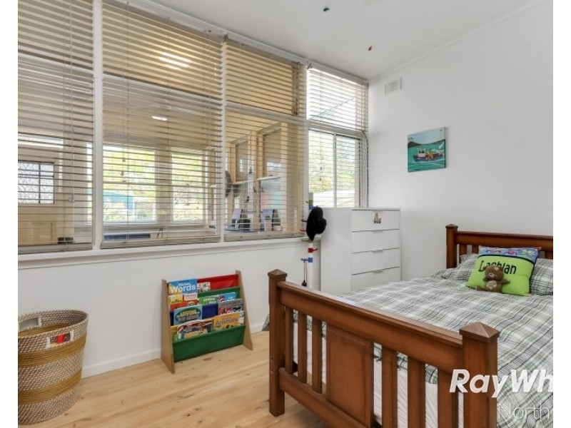 1 Gill Street, Para Hills SA 5096