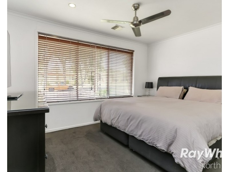 17 Kildonan Avenue, Para Vista SA 5093