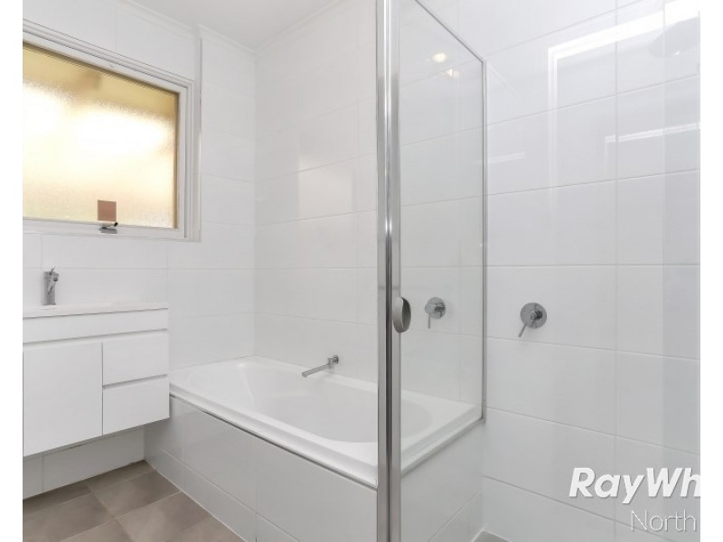 19 Lancaster Avenue, Valley View SA 5093