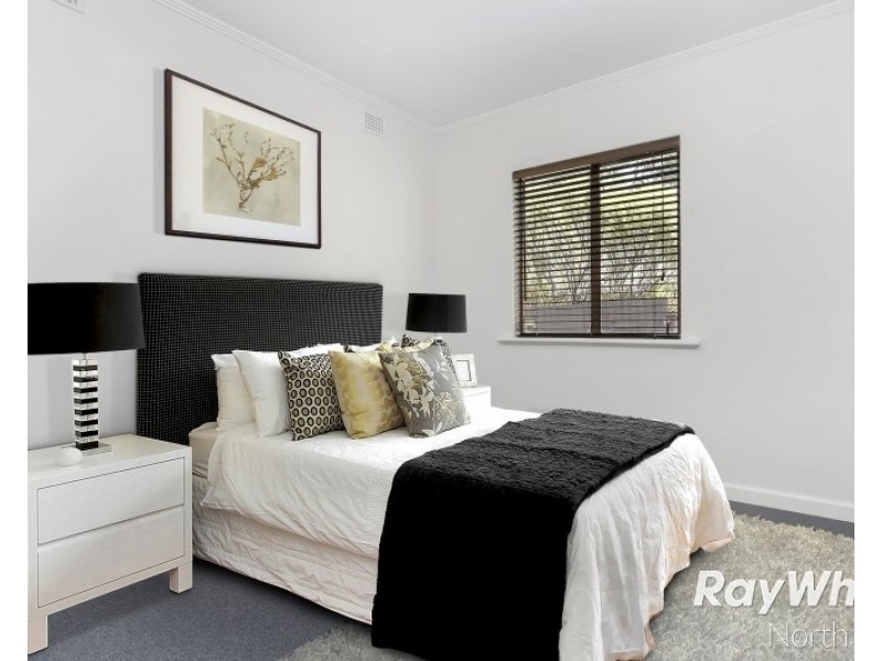 6 Forrest Avenue, Valley View SA 5093