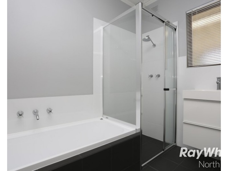 6 Forrest Avenue, Valley View SA 5093