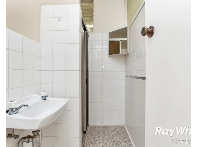 16 Buckley Crescent, Fairview Park SA 5126