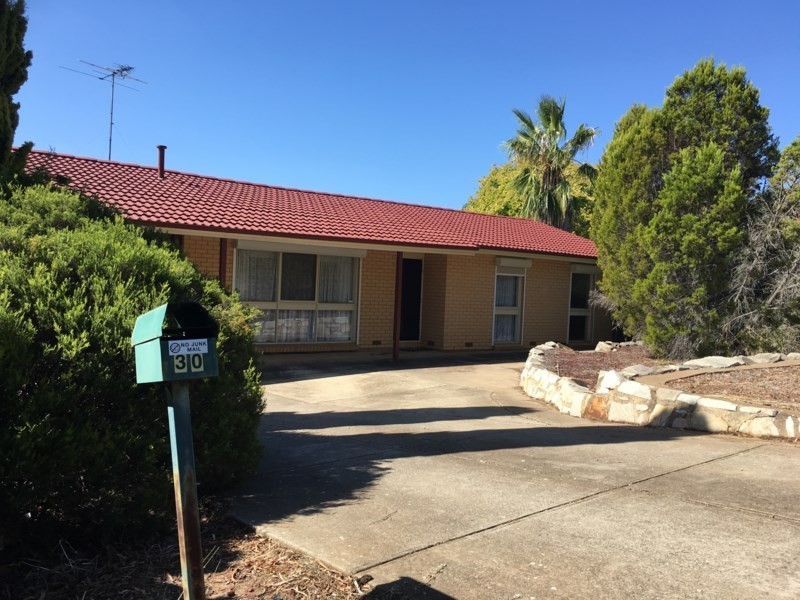 30 Wynn Vale Drive, Gulfview Heights SA 5096