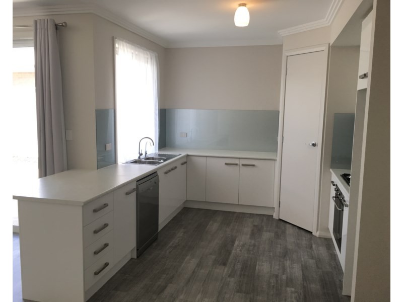 4 Claire Street, Ridgehaven SA 5097