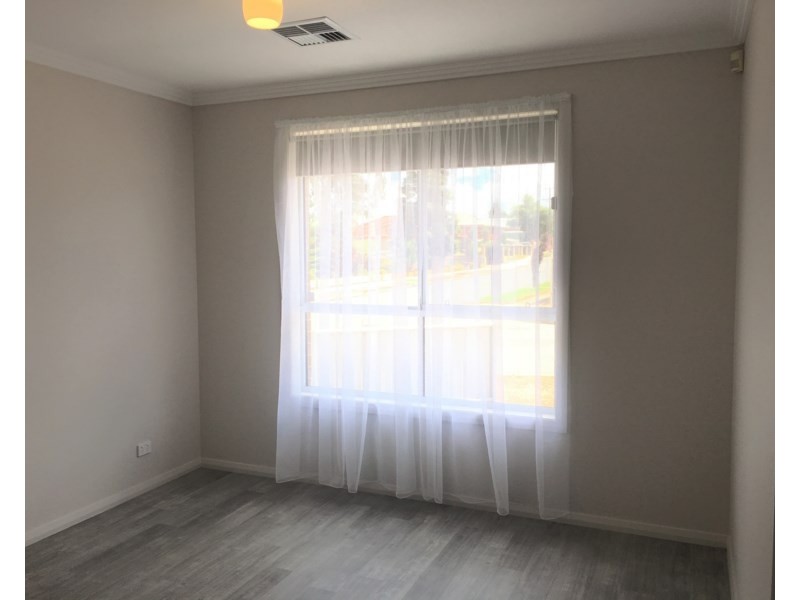 4 Claire Street, Ridgehaven SA 5097