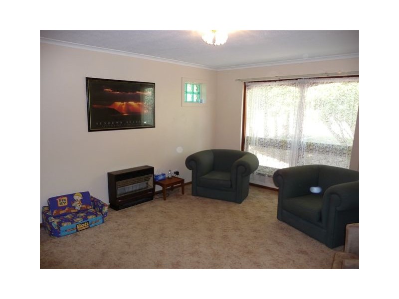 17 Lumsden Avenue, Ridgehaven SA 5097