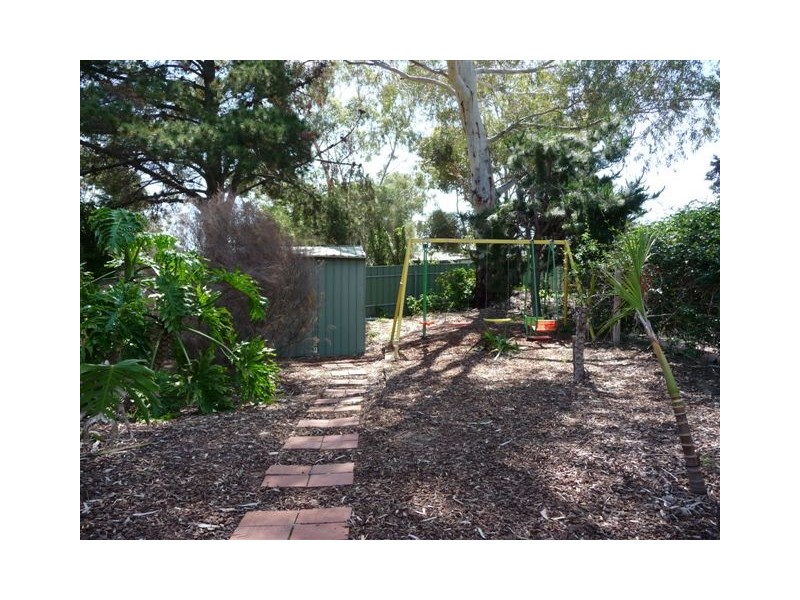 17 Lumsden Avenue, Ridgehaven SA 5097