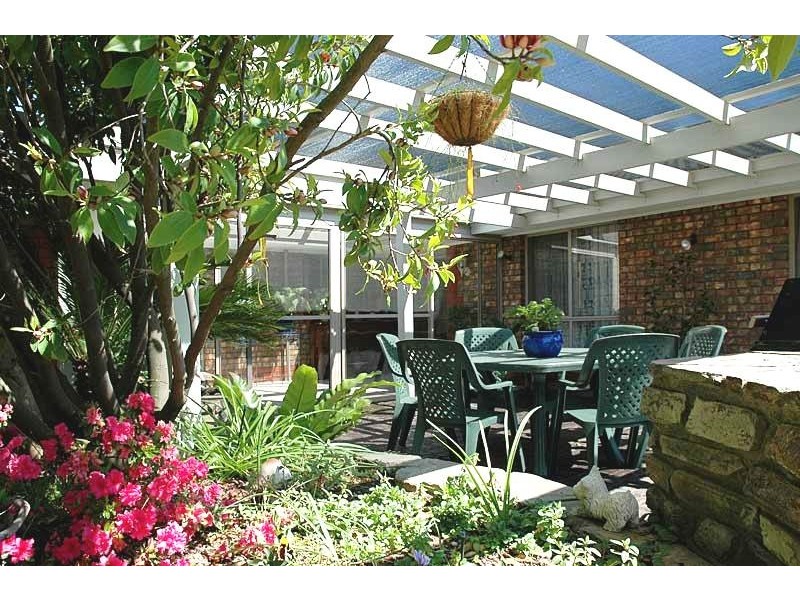 6 Sandpiper Court, Modbury Heights SA 5092