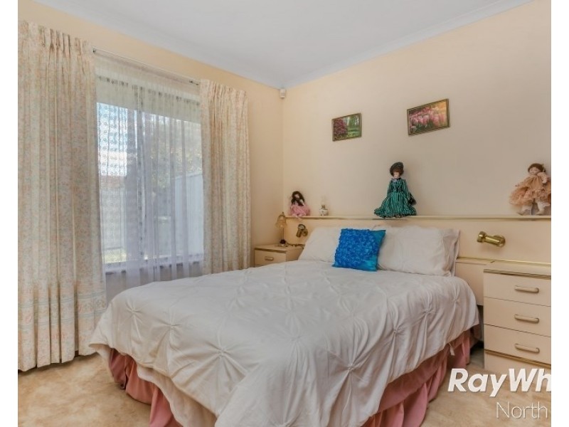 17 Erong Avenue, Gilles Plains SA 5086