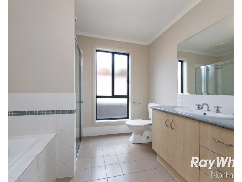 4 Monterey Drive, Munno Para West SA 5115