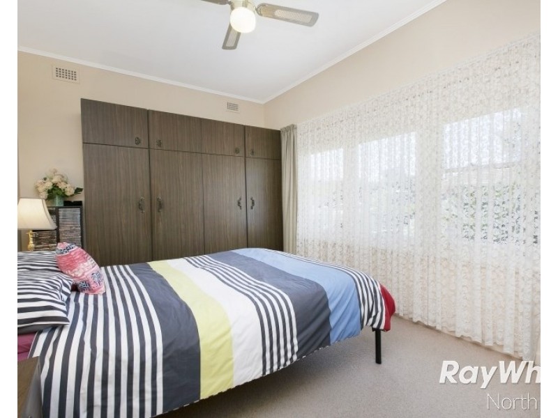 7 Woodland Road, Mitchell Park SA 5043